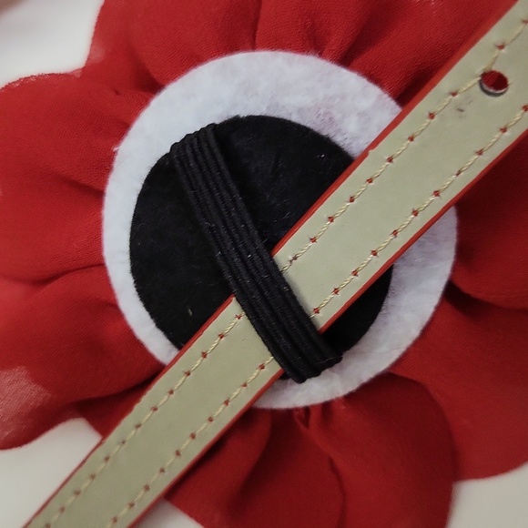 New Listing!! Brand New FLORAL ATTACHMENT FASHION PET COLLAR-2 CT. - Picture 3 of 5